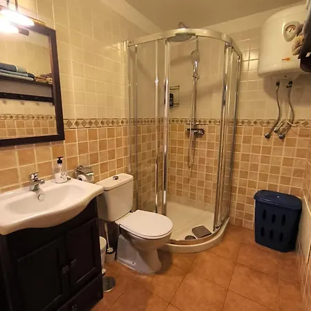 Daire Parque Royal 1 *